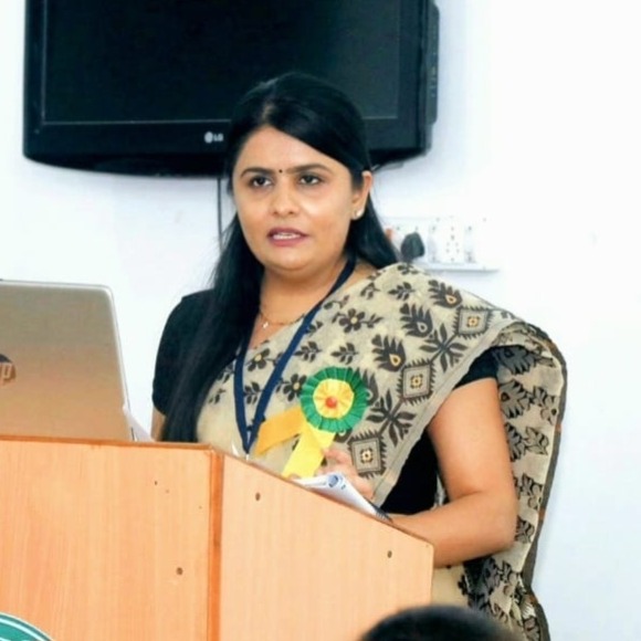 DR. KUHOO SINGH